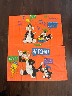 VINTAGE PILLOW CASE SET 2 SYLVESTER AND TWEETY BIRD WARNER BROS COLLECTIBLE FUN